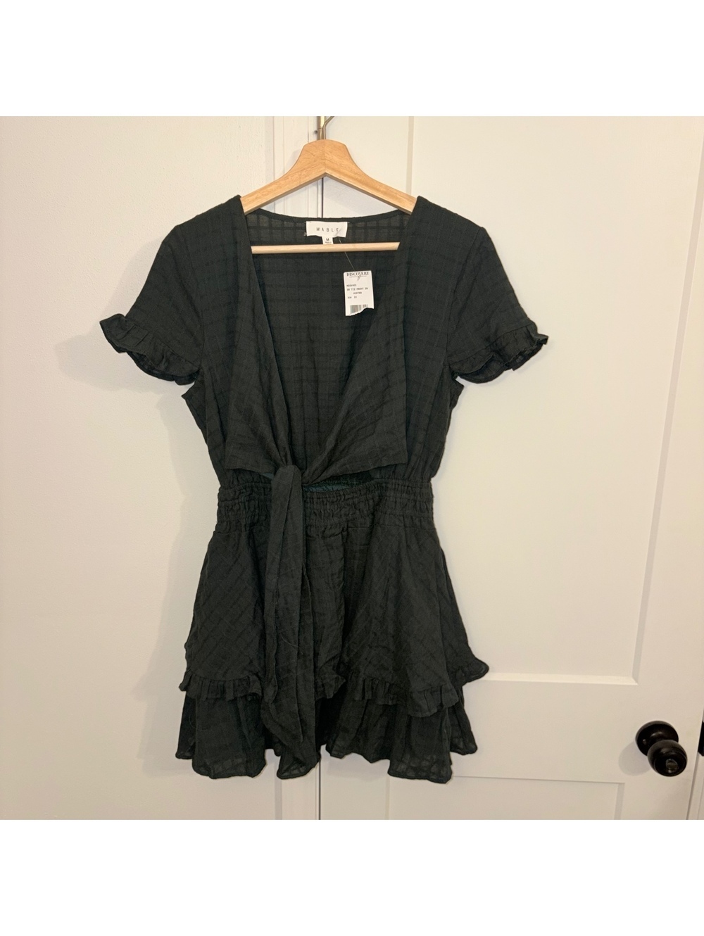 Mable Dionne $120 NWT Woman’s Size M Tie Waist Mini Romper Dress Ruffle